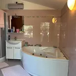 With Parking Space Stinjan, - 22993 Apartamento Pula