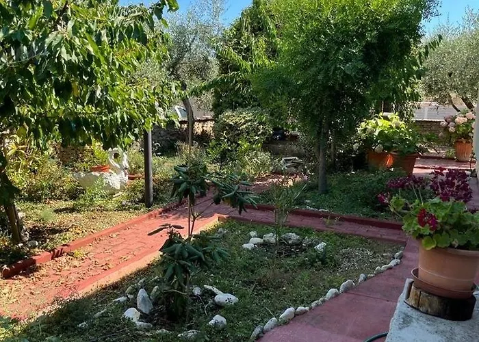 Apartment With Parking Space Stinjan, - 22993